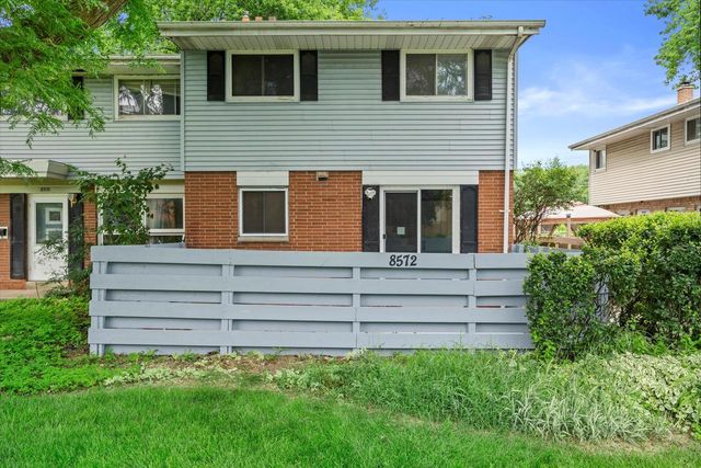 8572 W Villard AVENUE, Milwaukee, WI 53225