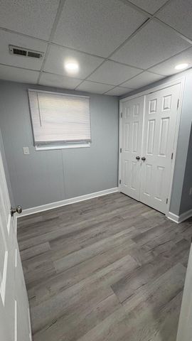8001 GOOD LUCK RD, Lanham, MD 20706