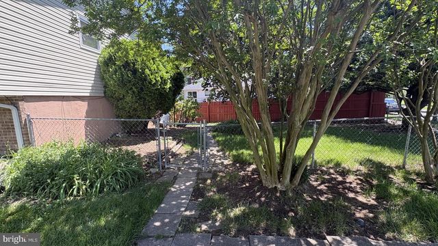 8001 GOOD LUCK RD, Lanham, MD 20706
