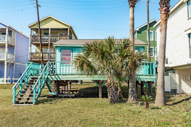 17404 Bristow Drive, Galveston, TX 77554