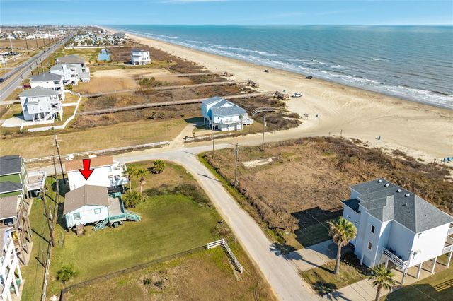 17404 Bristow Drive, Galveston, TX 77554