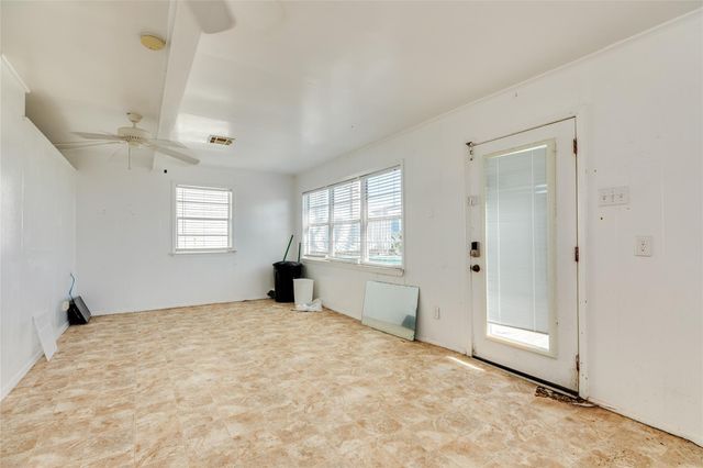 17404 Bristow Drive, Galveston, TX 77554