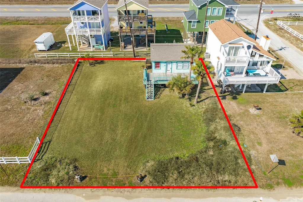 17404 Bristow Drive, Galveston, TX 77554