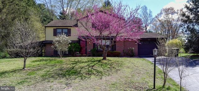 1426 MANORWOOD DR, West Chester, PA 19382