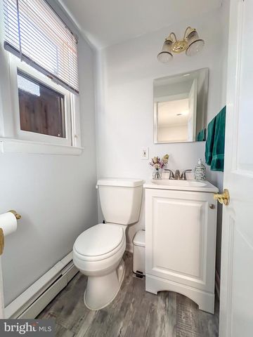 1426 MANORWOOD DR, West Chester, PA 19382