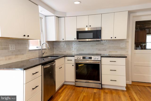 1426 MANORWOOD DR, West Chester, PA 19382