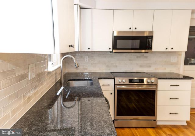 1426 MANORWOOD DR, West Chester, PA 19382