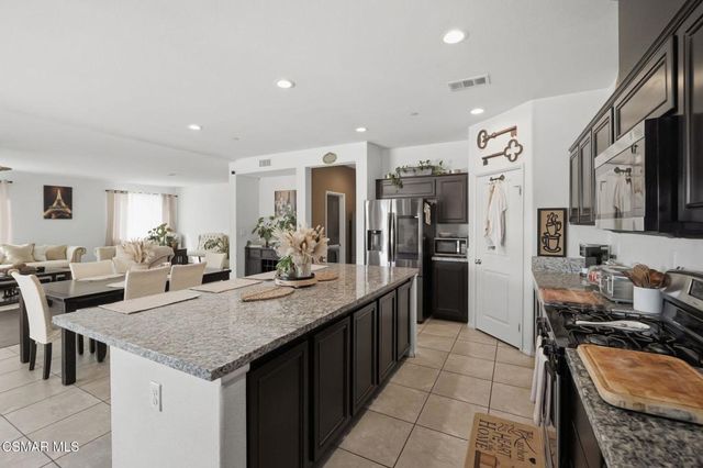 7022 Almandine Way, Jurupa Valley, CA 92509