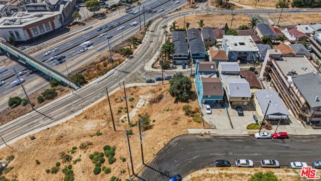 702 Lookout Dr, Los Angeles, CA 90012