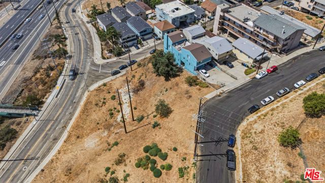 702 Lookout Dr, Los Angeles, CA 90012