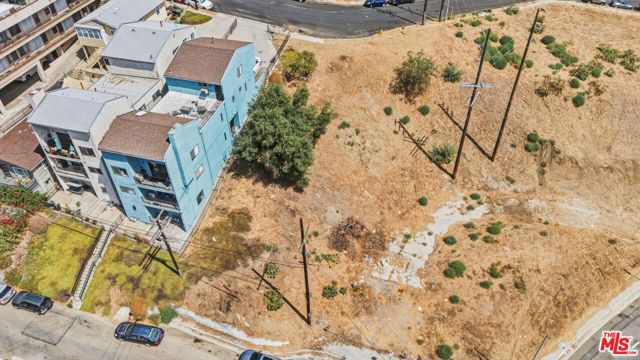 702 Lookout Dr, Los Angeles, CA 90012