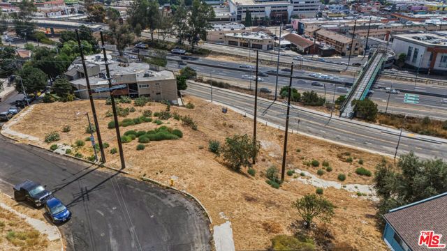 702 Lookout Dr, Los Angeles, CA 90012