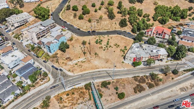 702 Lookout Dr, Los Angeles, CA 90012