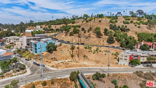 702 Lookout Dr, Los Angeles, CA 90012