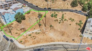702 Lookout Dr, Los Angeles, CA 90012