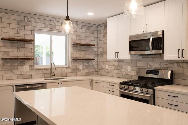 1343 E MULBERRY Street, Phoenix, AZ 85014