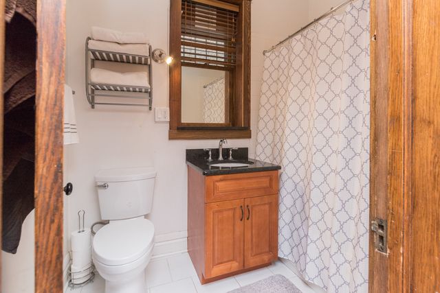 3744 N FREMONT Street 1, Chicago, IL 60613