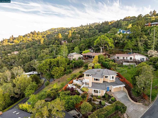 87 Claremont Ave, Orinda, CA 94563