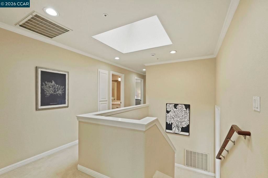 Image 29 of property listing at 87 Claremont Ave, Orinda, CA 94563