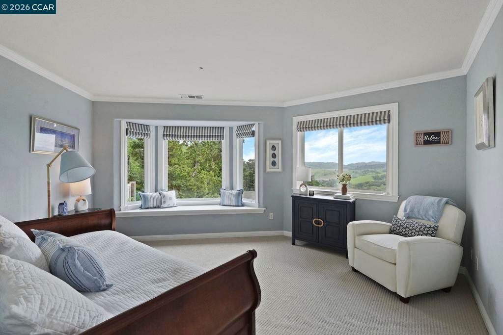 Image 36 of property listing at 87 Claremont Ave, Orinda, CA 94563
