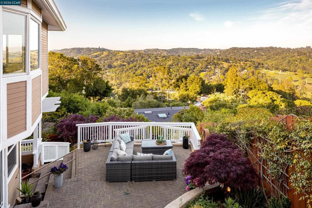 Image 42 of property listing at 87 Claremont Ave, Orinda, CA 94563