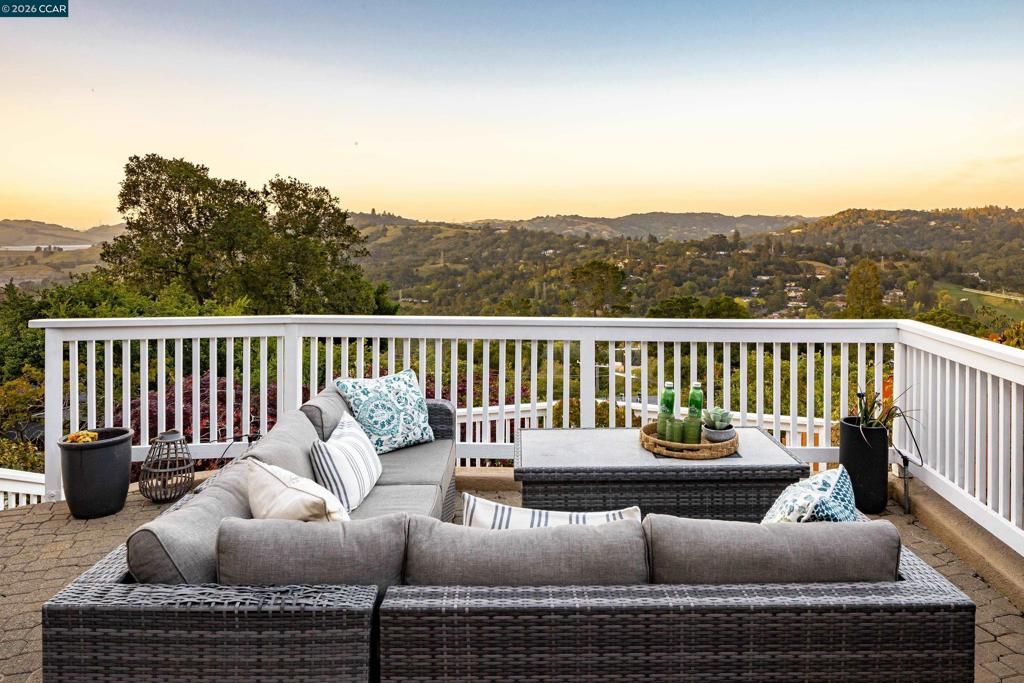 Image 44 of property listing at 87 Claremont Ave, Orinda, CA 94563