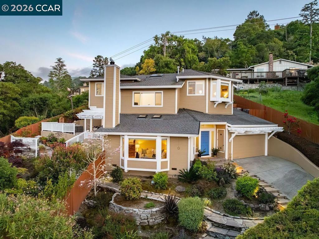 Image 55 of property listing at 87 Claremont Ave, Orinda, CA 94563