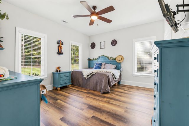 5727 Pauley Swamp Rd., Conway, SC 29527