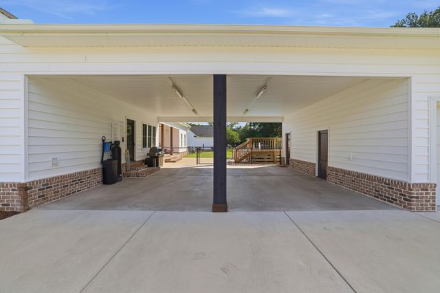 5727 Pauley Swamp Rd., Conway, SC 29527
