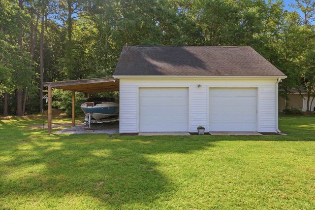 5727 Pauley Swamp Rd., Conway, SC 29527