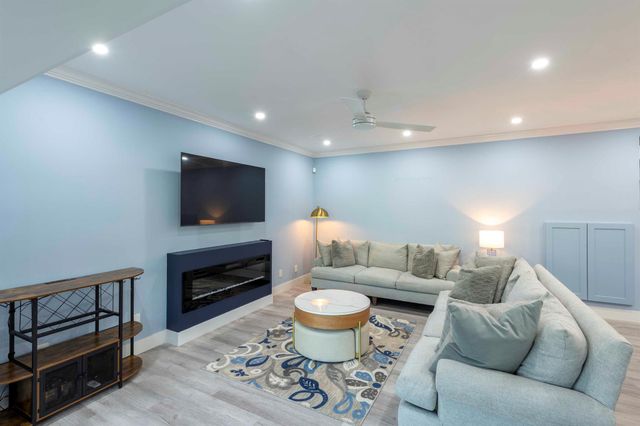 4501 Fairway Drive N, Jupiter, FL 33477