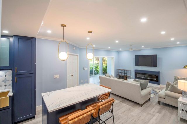 4501 Fairway Drive N, Jupiter, FL 33477