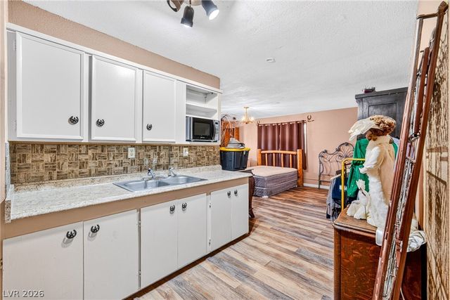 570 Buol Road, Pahrump, NV 89048