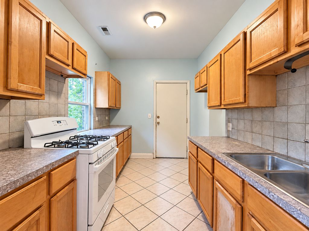 318 N Lorel Avenue, Chicago, IL 60644 — photo 3