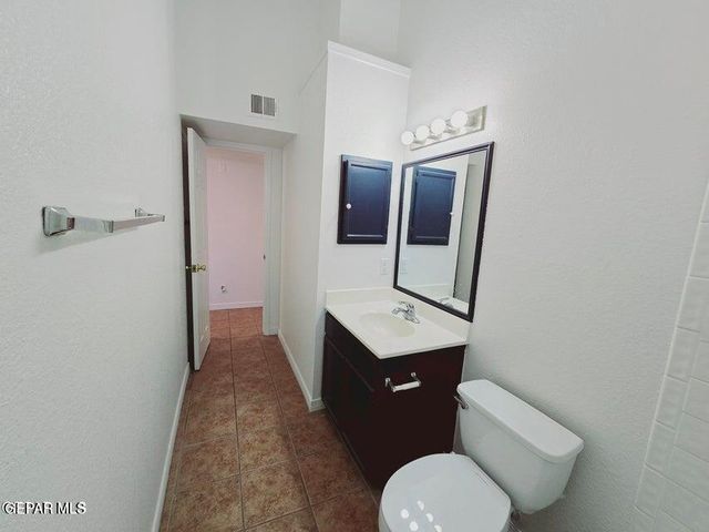 7219 OVAL ROCK Drive, El Paso, TX 79912