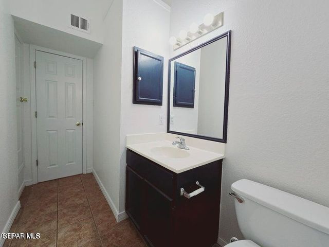 7219 OVAL ROCK Drive, El Paso, TX 79912