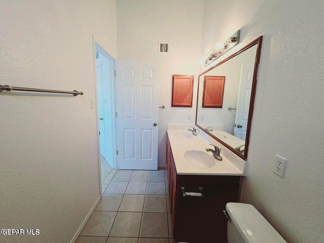 7219 OVAL ROCK Drive, El Paso, TX 79912