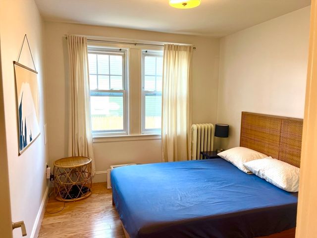 52 Ralph 52, Watertown, MA 02472