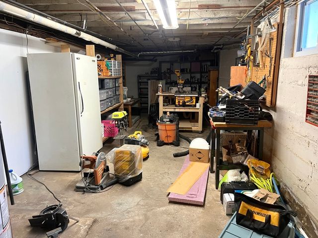 52 Ralph 52, Watertown, MA 02472