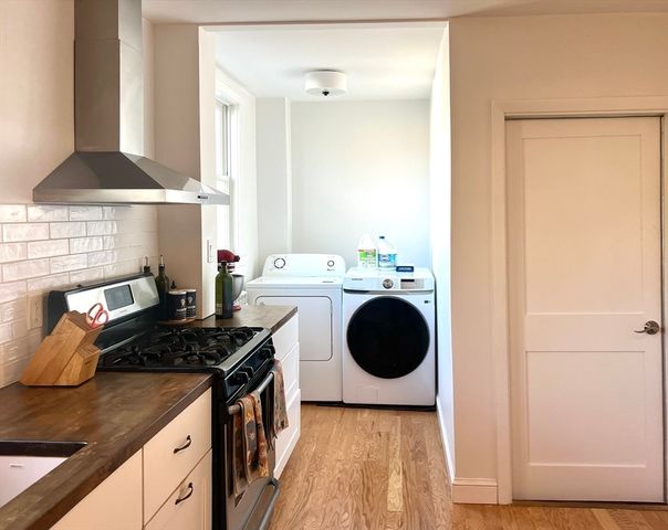 52 Ralph 52, Watertown, MA 02472