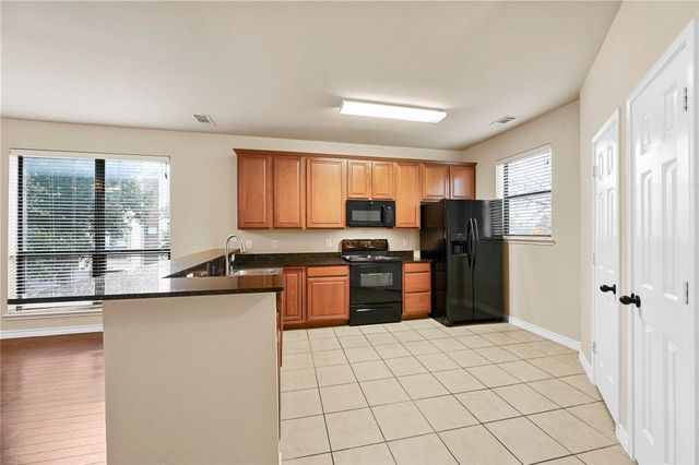 914 Glenn Crossett Street, Arlington, TX 76010