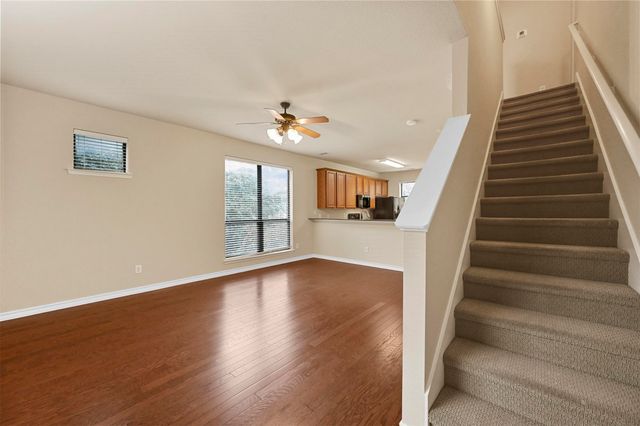 914 Glenn Crossett Street, Arlington, TX 76010