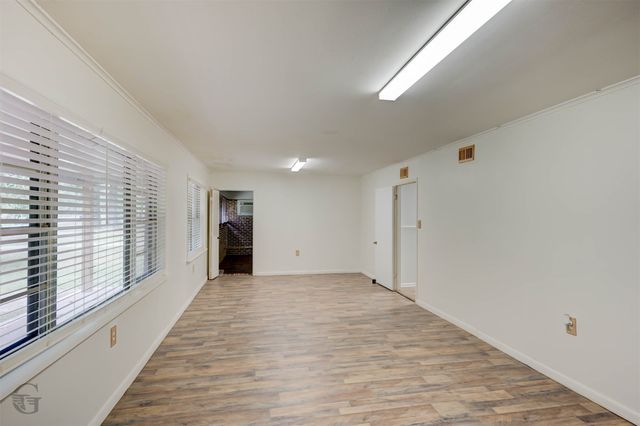 743 Lincoln Drive, Shreveport, LA 71107