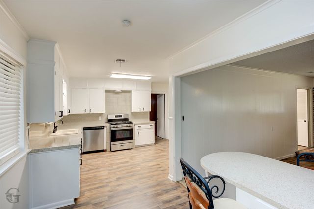 743 Lincoln Drive, Shreveport, LA 71107