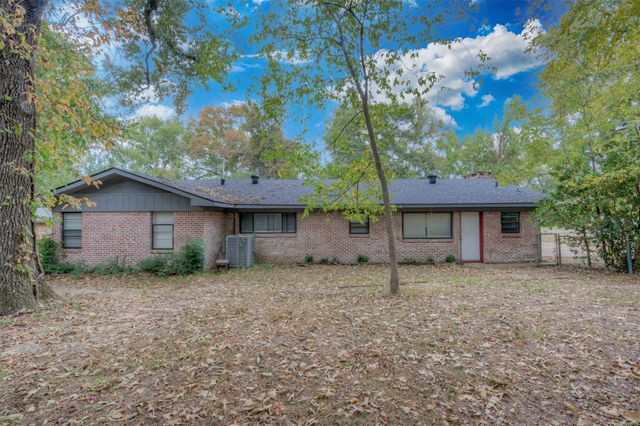 743 Lincoln Drive, Shreveport, LA 71107