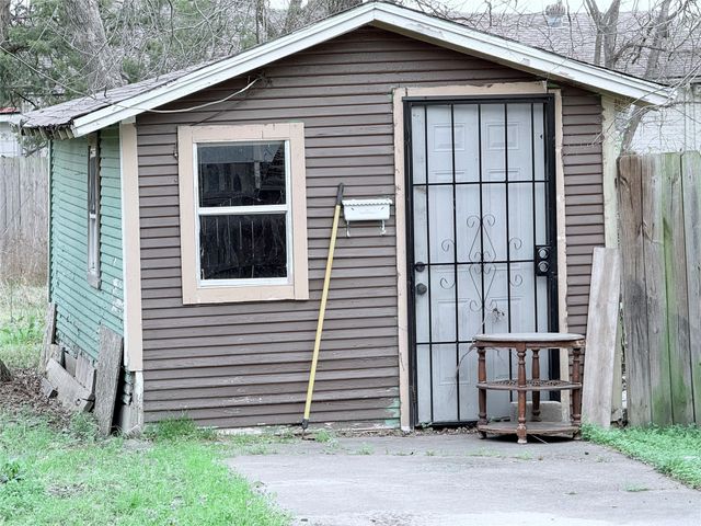 2917 Walnut Street, Greenville, TX 75401