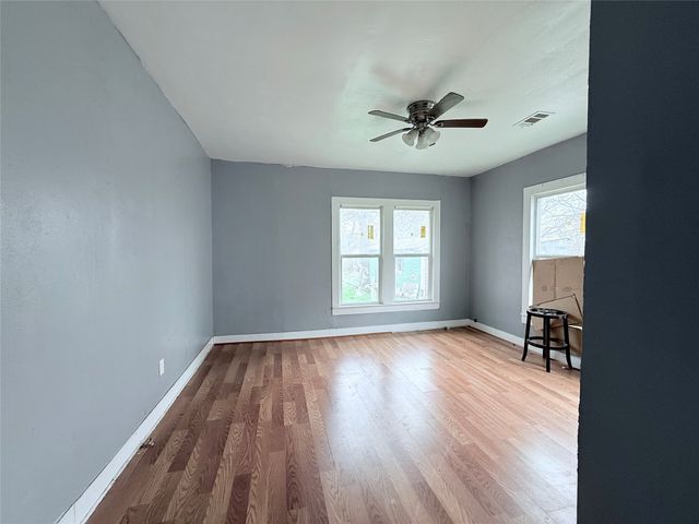 2917 Walnut Street, Greenville, TX 75401