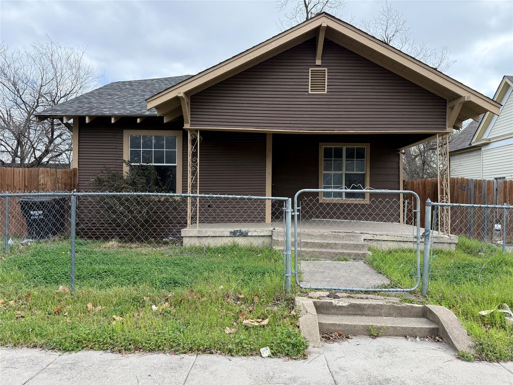 2917 Walnut Street, Greenville, TX 75401