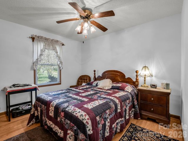80 Fox Briar Drive, Columbus, NC 28722