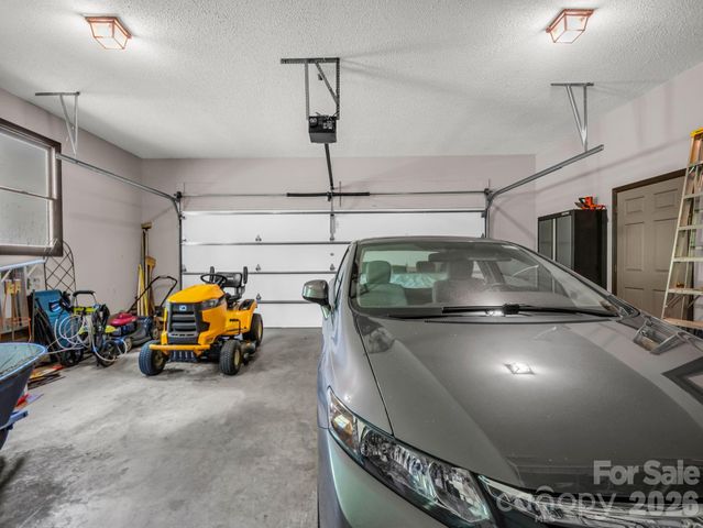80 Fox Briar Drive, Columbus, NC 28722